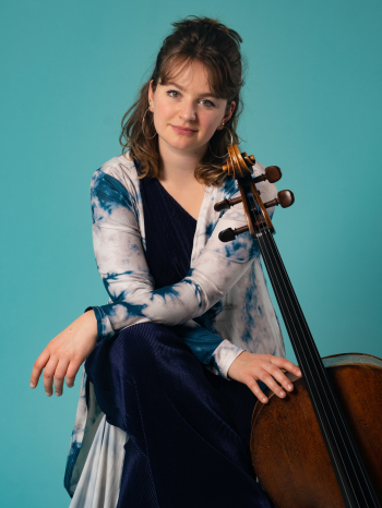 Britská violoncellistka Laura van der Heijden.