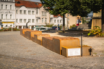 Lavice vzestupů a pádů. Foto: Vladimír Holan