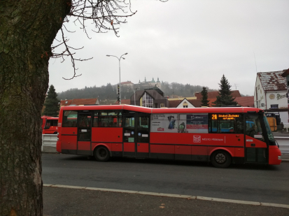 Nástup všemi dveřmi se rozšířil na dalších 50 linek PID