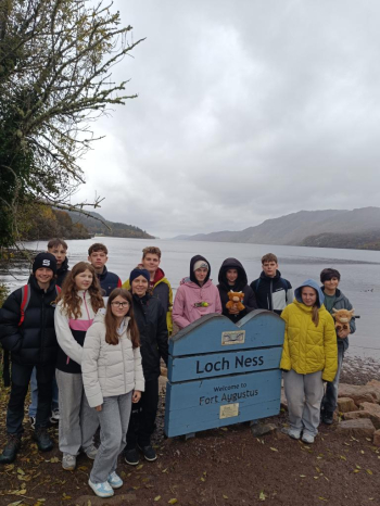 U jezera Loch Ness. Foto: ZŠ Školní